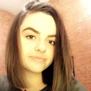 Meet your Posher, Lyndsey